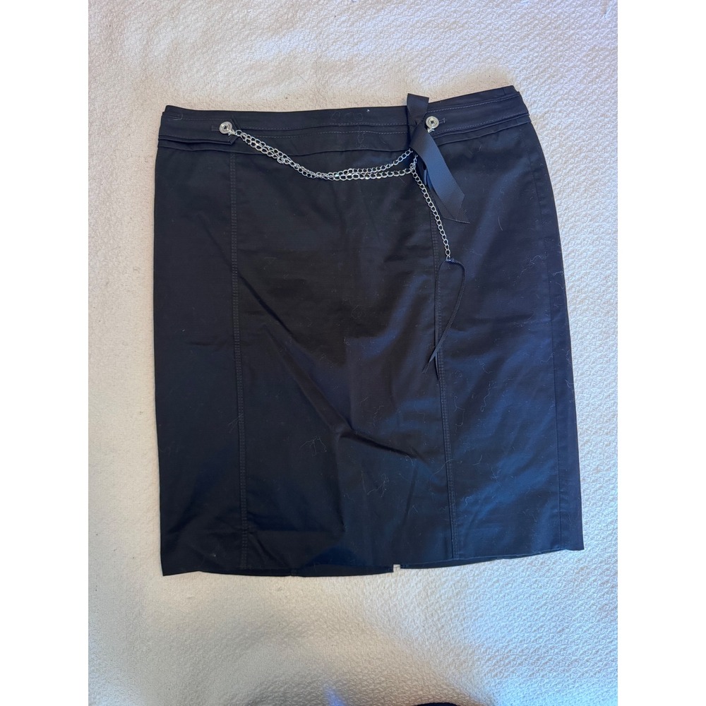White House Black Market Black Pencil Skirt with Chain and Bow Detail Size 8